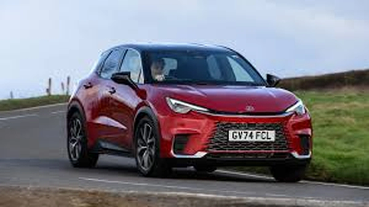 Best Hatchback for City Driving UK | The Secret Pick